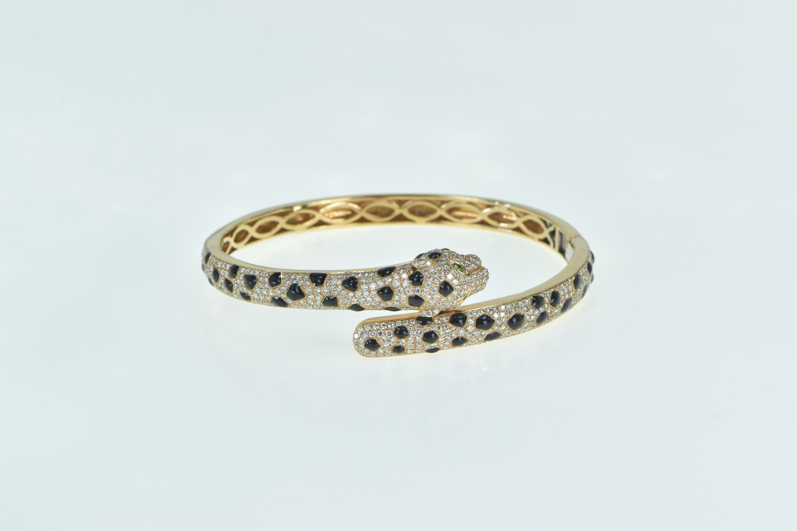 18K 4.00 Ctw Pave Diamond Enamel Leopard Cuff Yellow Gold Bracelet 7"