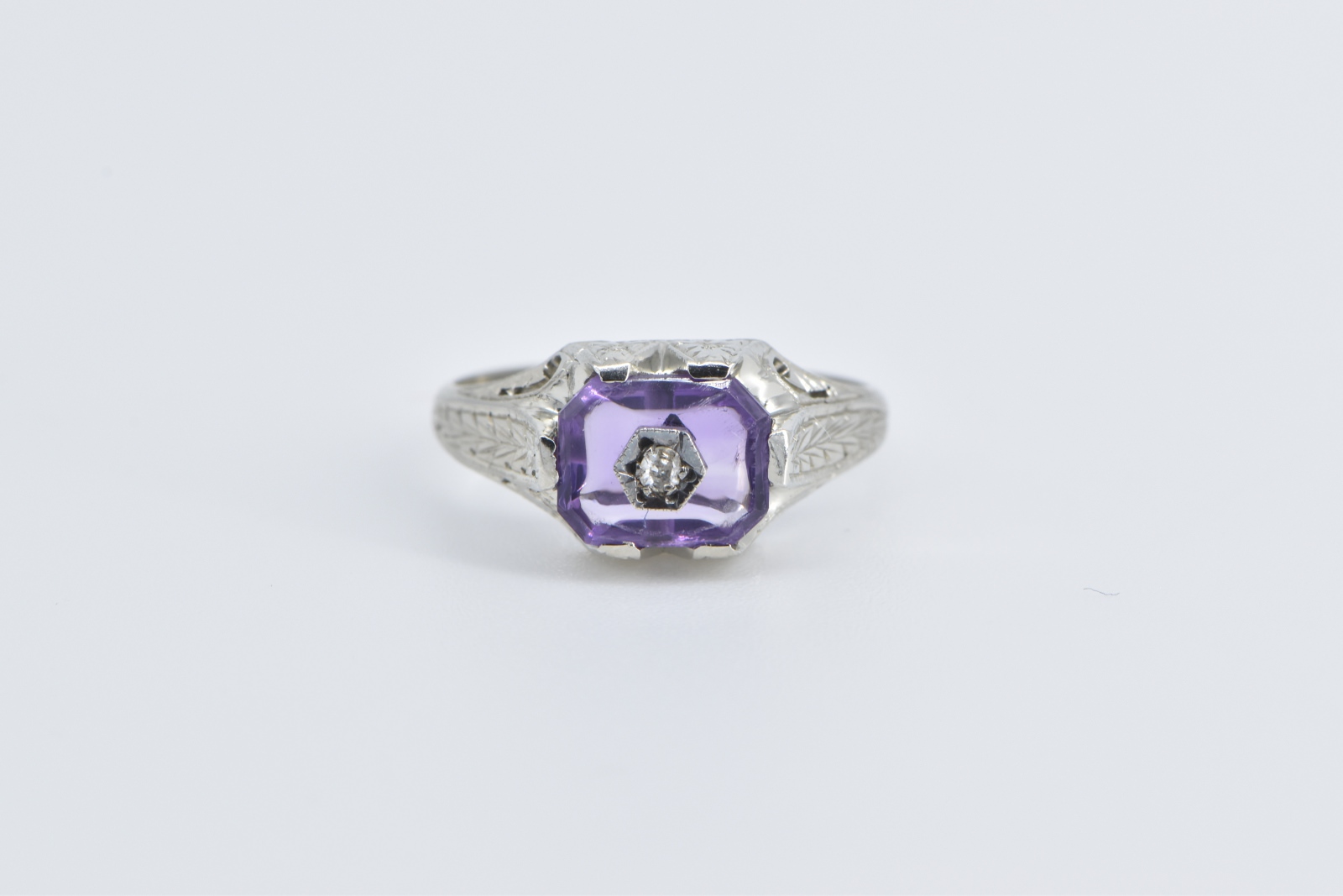 18K Art Deco Amethyst Diamond Vine Etched White Gold Ring, Size 5.5