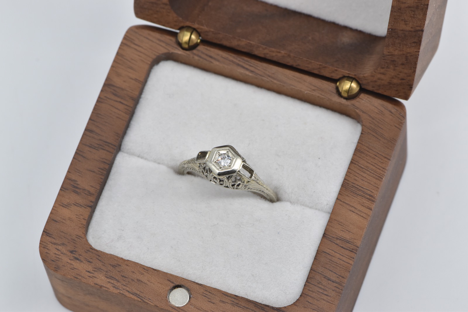 18K Art Deco Diamond Filigree Belais Engagement White Gold Ring, Size 5.25