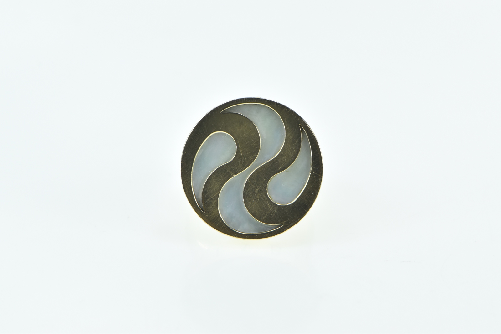 18K Bvlgari Designer Mother of Pearl Spinner Yellow Gold Ring, Size 7