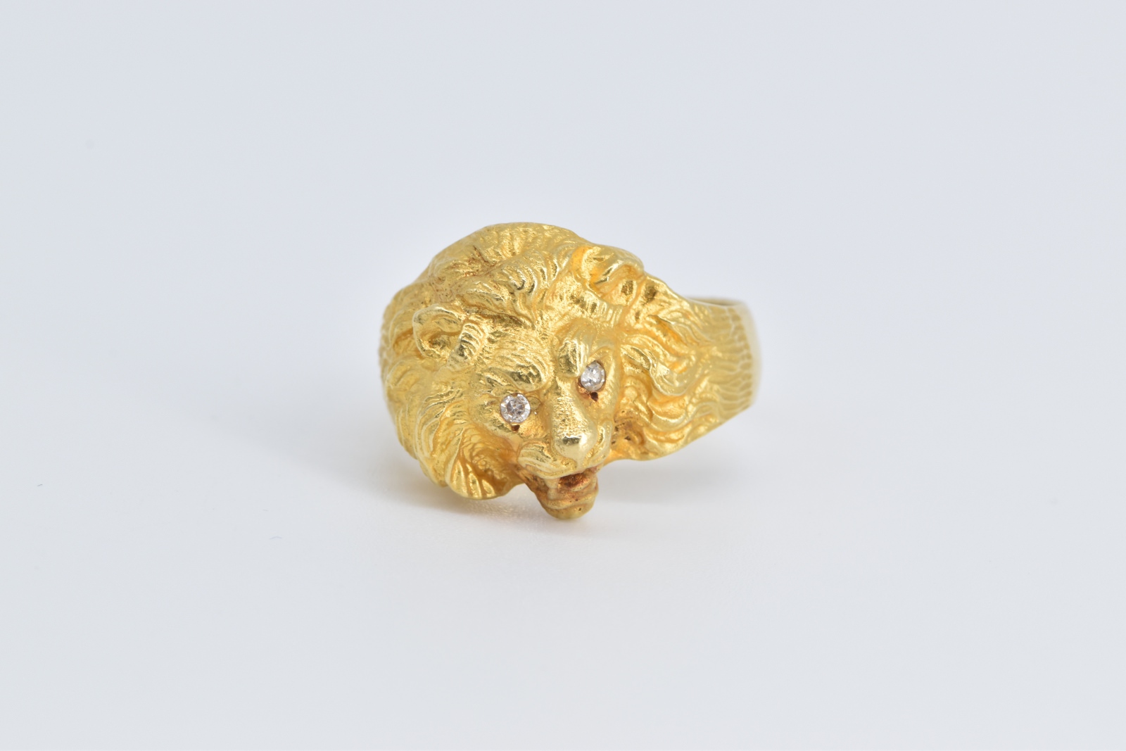18K Diamond Eyed Lion Men's Strength Symbol Yellow Gold Ring, Size 11.75
