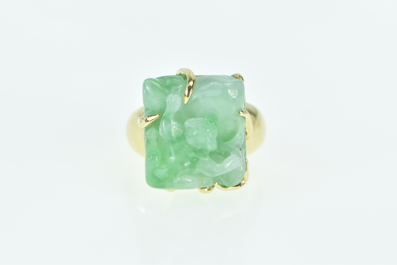18K Elaborate Carved Jade Lemur Monkey Statement Yellow Gold Ring, Size 7.5