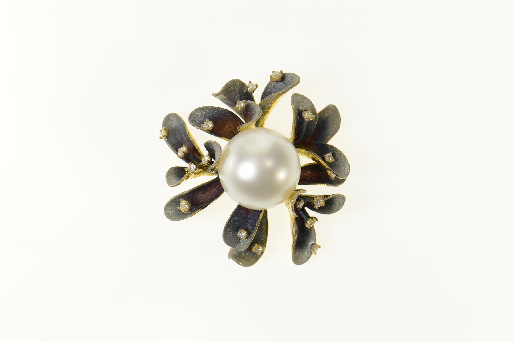 18K JY Designer Pearl Enamel Diamond Flower Yellow Gold Pendant