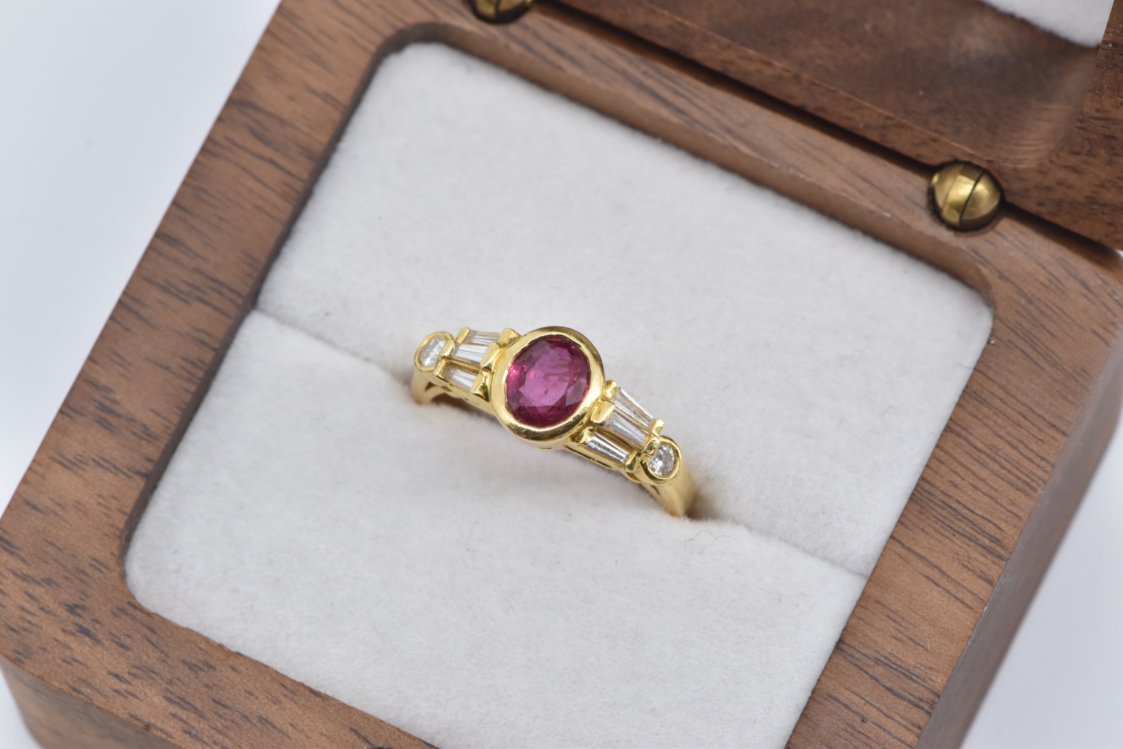 18K Oval Natural Ruby Diamond Engagement Yellow Gold Ring, Size 4.5