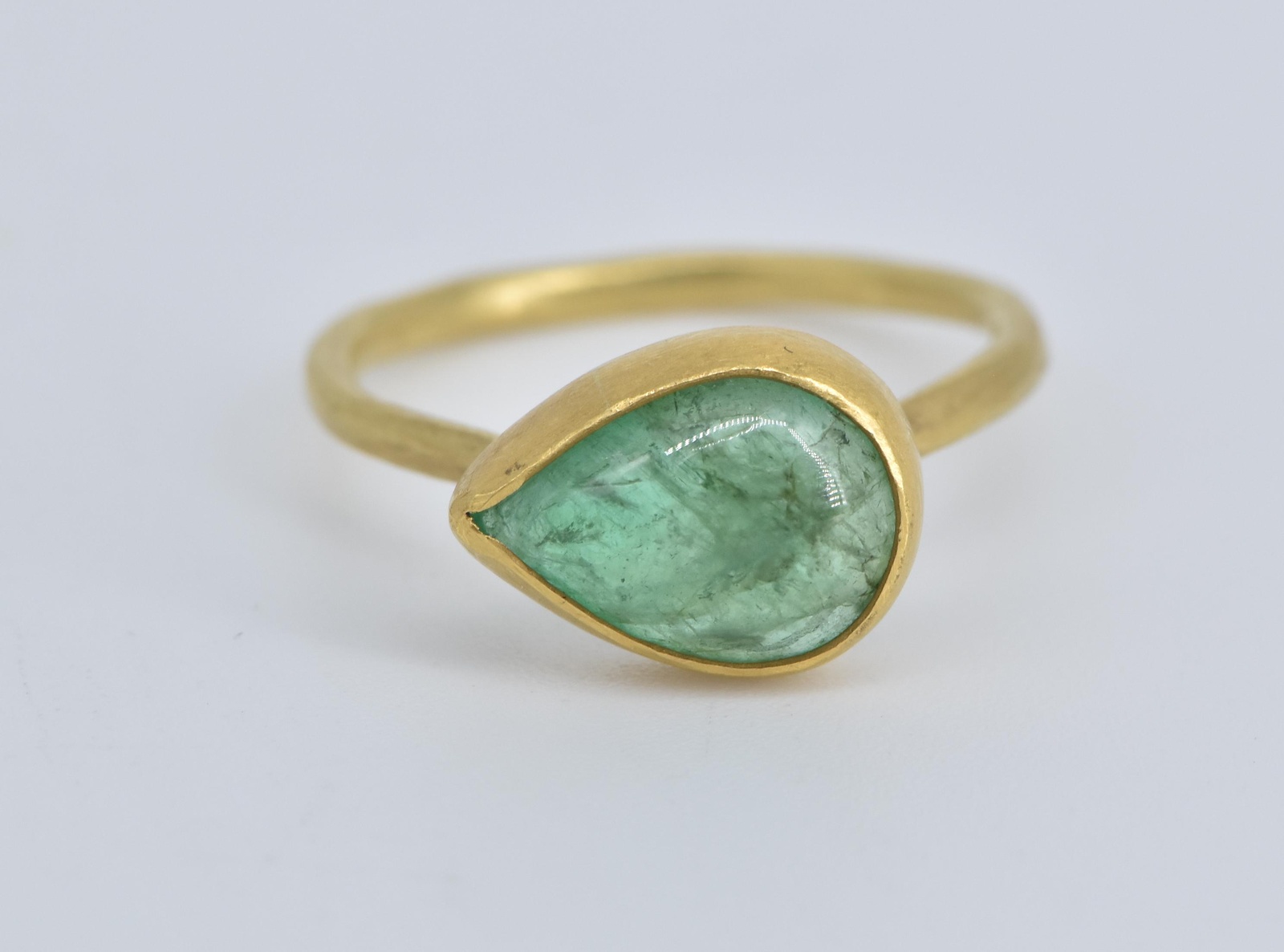 18K Pear Bezel Natural Emerald Cabochon Yellow Gold Ring, Size 7