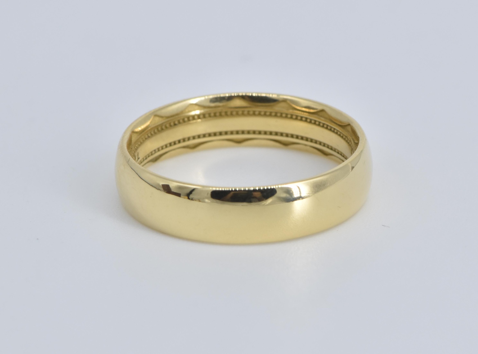 18K Tacori Classic Comfort Fit Wedding Band Yellow Gold Ring, Size 8.25