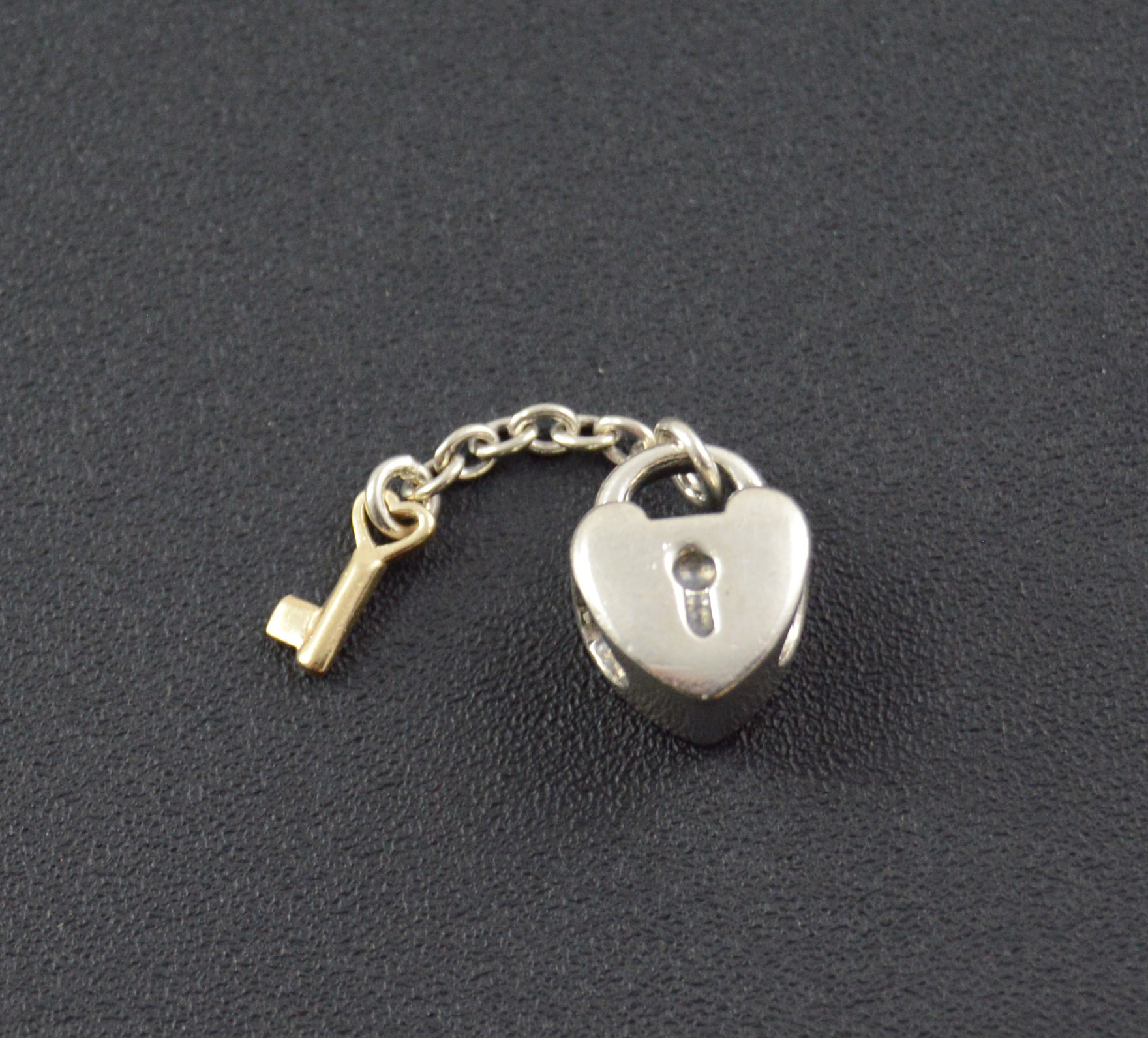 2 7g Solid Silver Pandora Heart Lock Key Bead Charm 2 7g Solid Silver Pandora Heart Lock Key Bead Charm