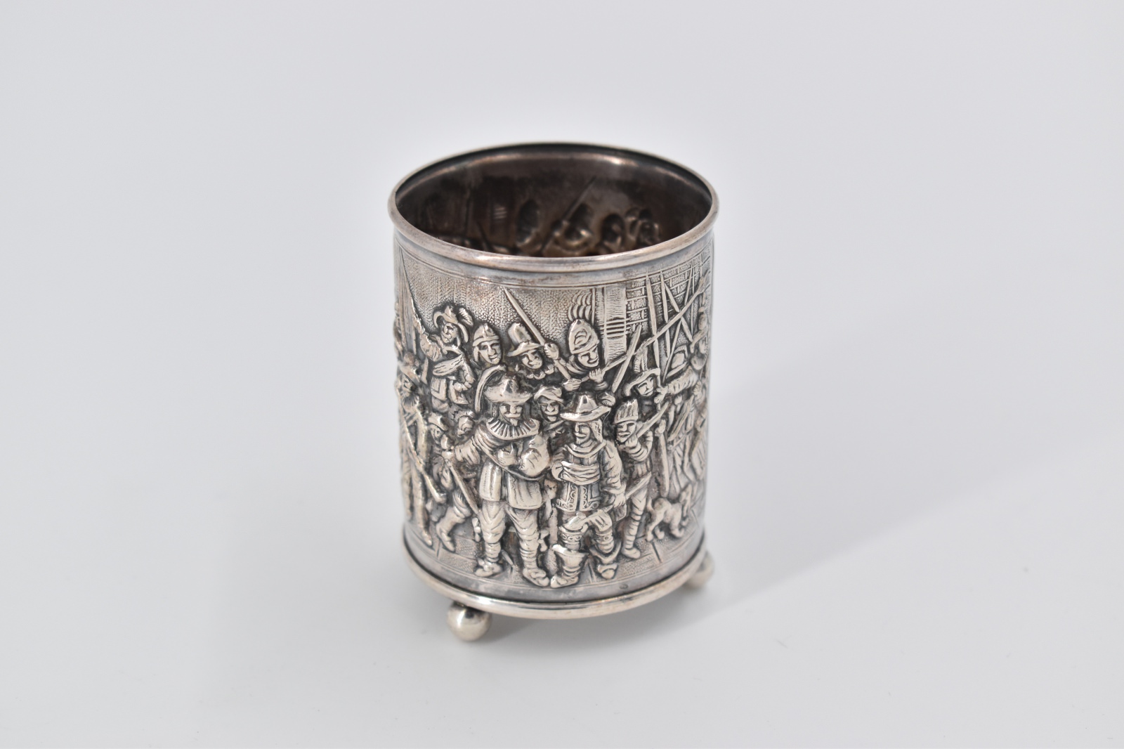 900 Silver 1924-1943 Holland Ornate Repousse Footed Cup