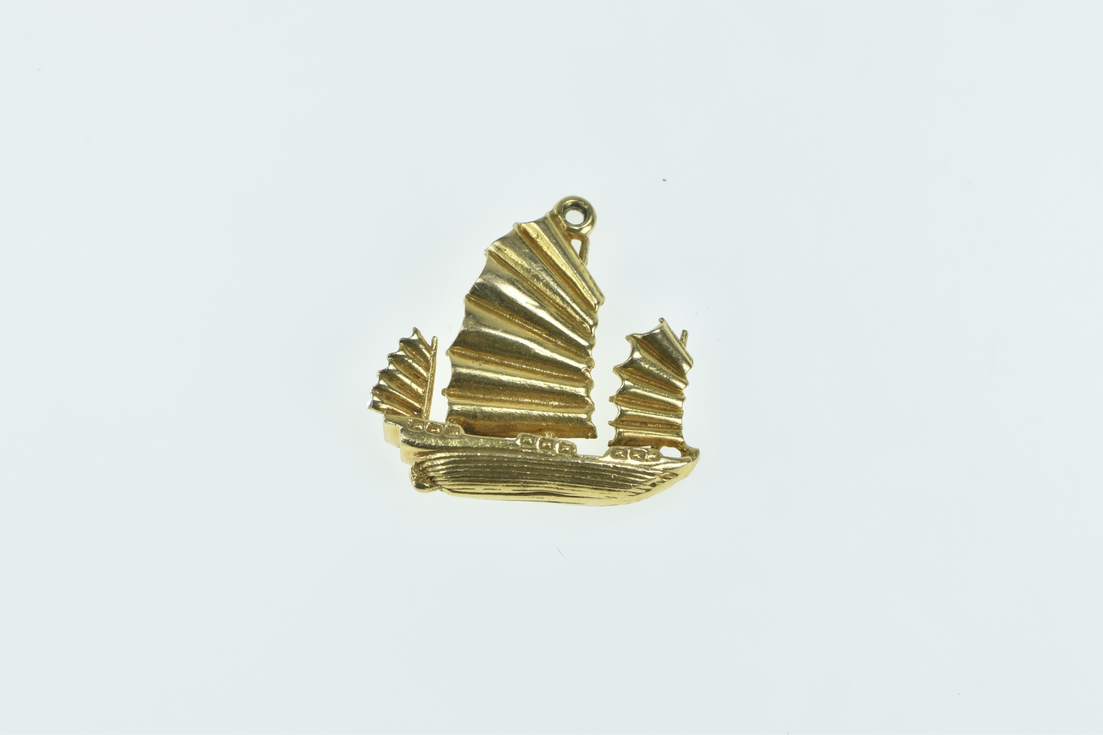 9K 3D Vintage Chinese Junk Sailing Ship Vessel Yellow Gold Charm/Pendant