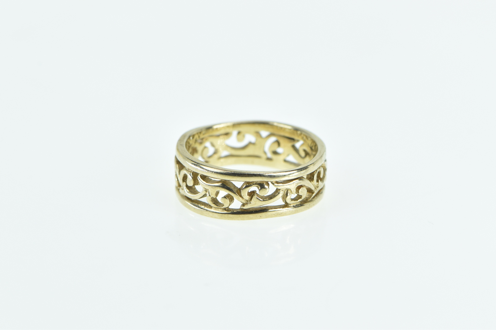 9K 7.4mm Ornate Swirl Vine Filigree Vintage Band Yellow Gold Ring, Size 7.5