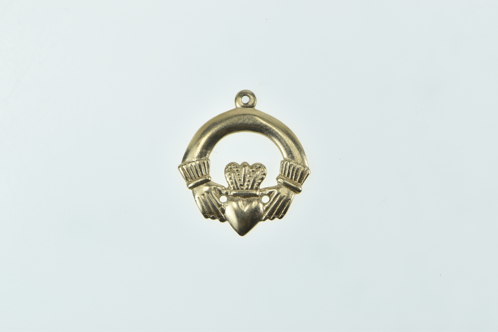 9K Claddagh Traditional Celtic Loyalty Symbol Yellow Gold Charm/Pendant