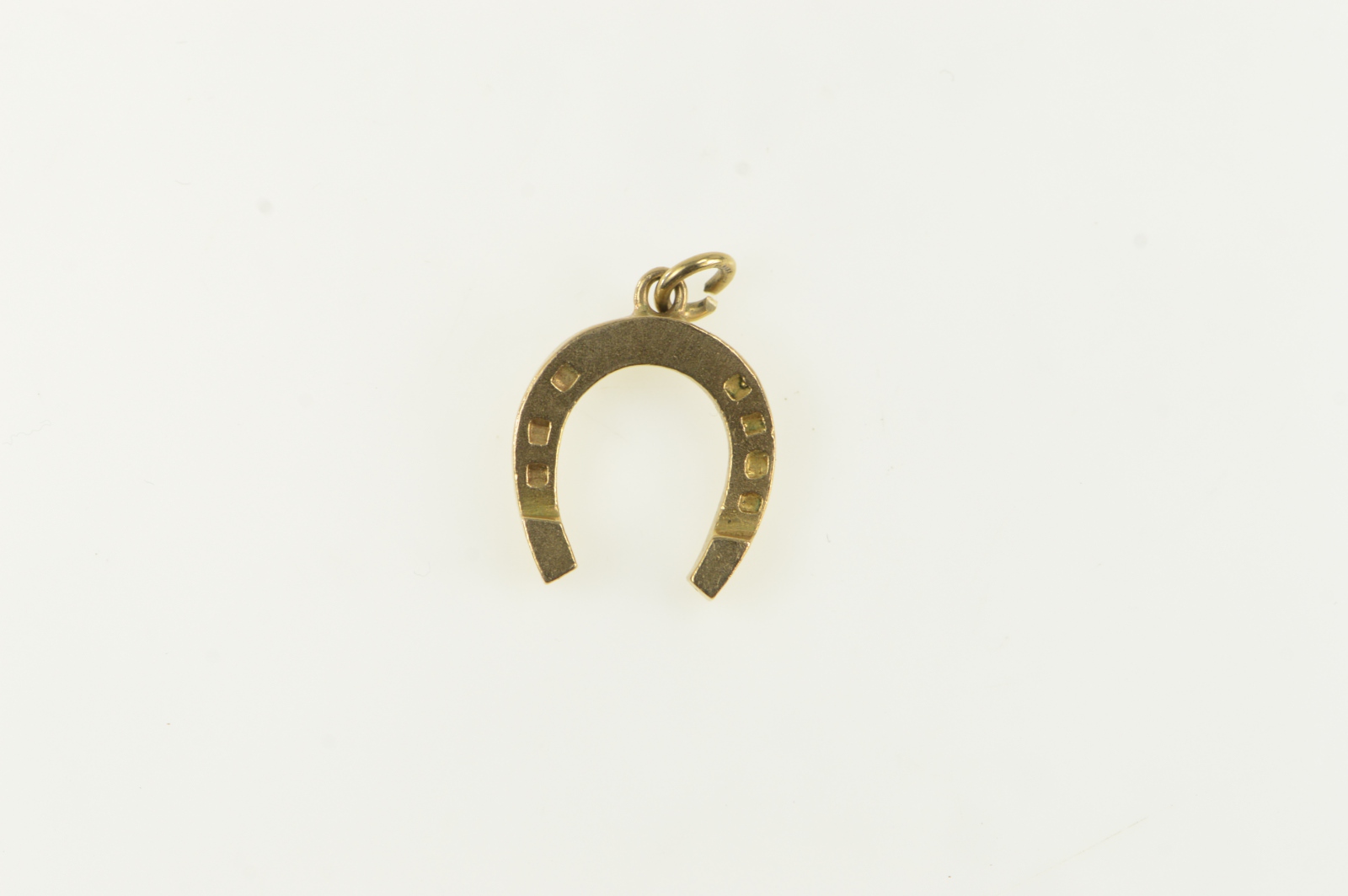 9K Ornate Vintage Horse Shoe Lucky Yellow Gold Charm/Pendant