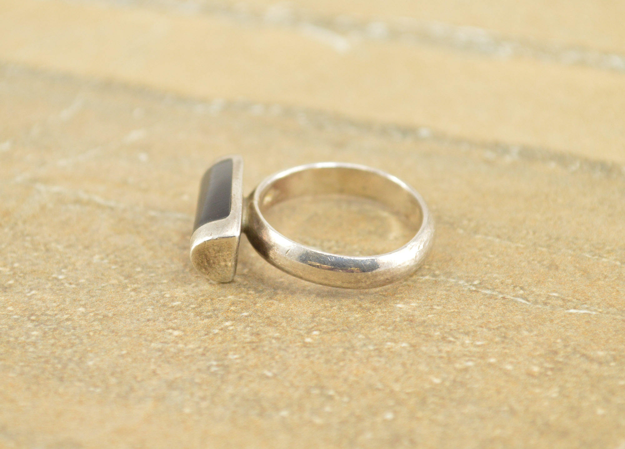 Curved Rounded Onyx Inlay Modern Ring Size 7.75 Sterling Silver 6.2g ...