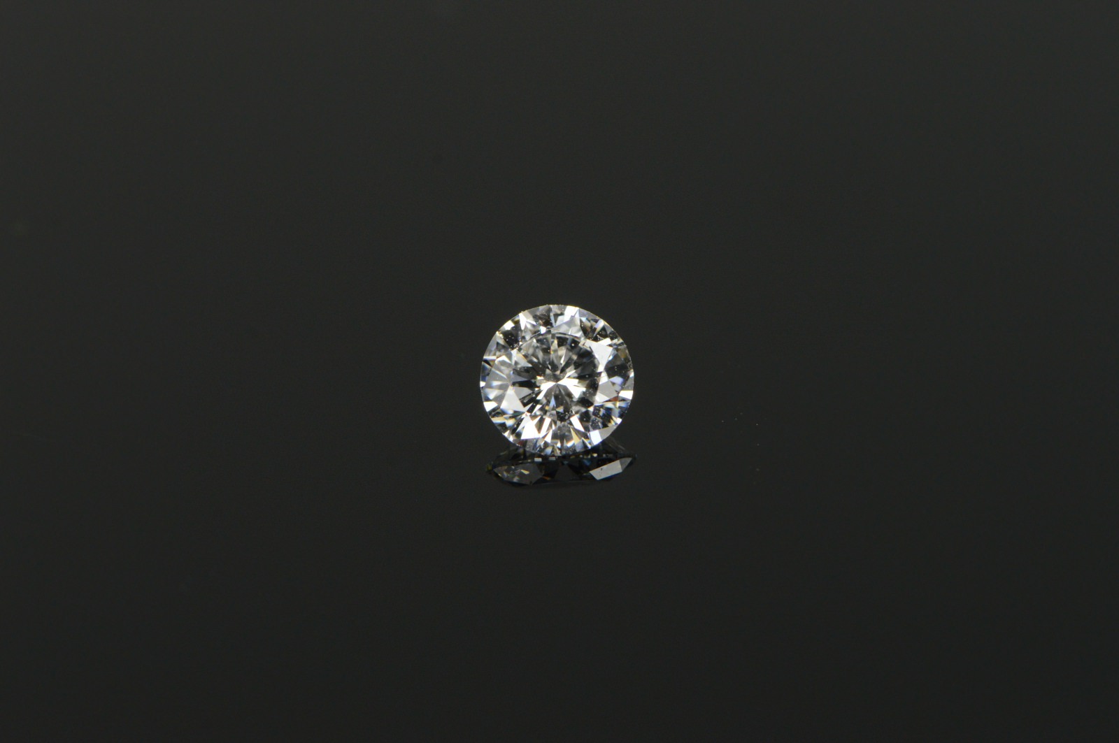 GIA 0.52 Ct Round Brilliant Cut D Color VVS1 Diamond