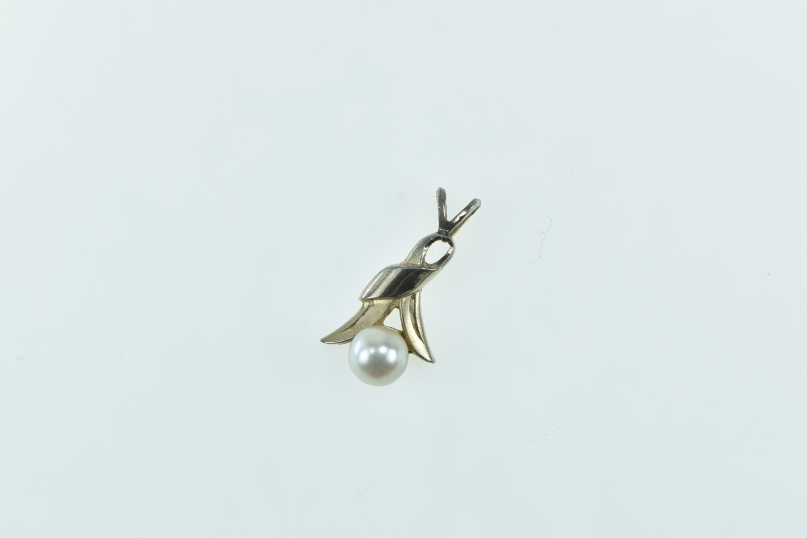 Gold Filled Two Tone Vintage Pearl Classic Simple Pendant