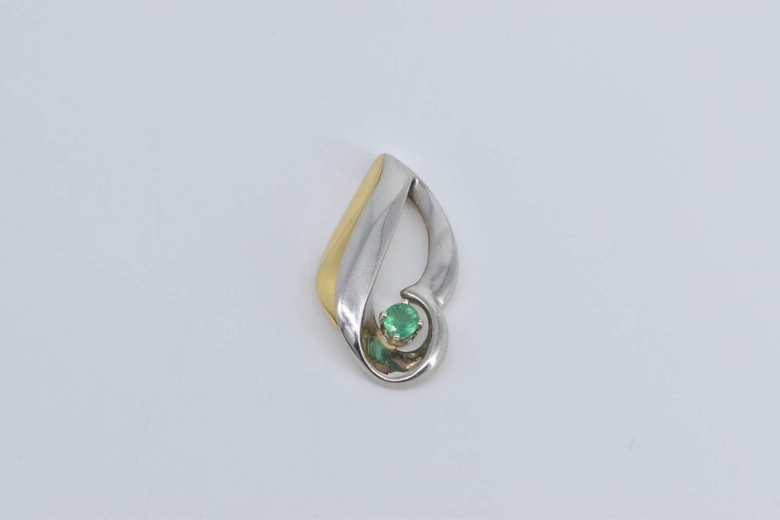 Platinum 18k Gold Natural Emerald Two Tone Swirl Pendant