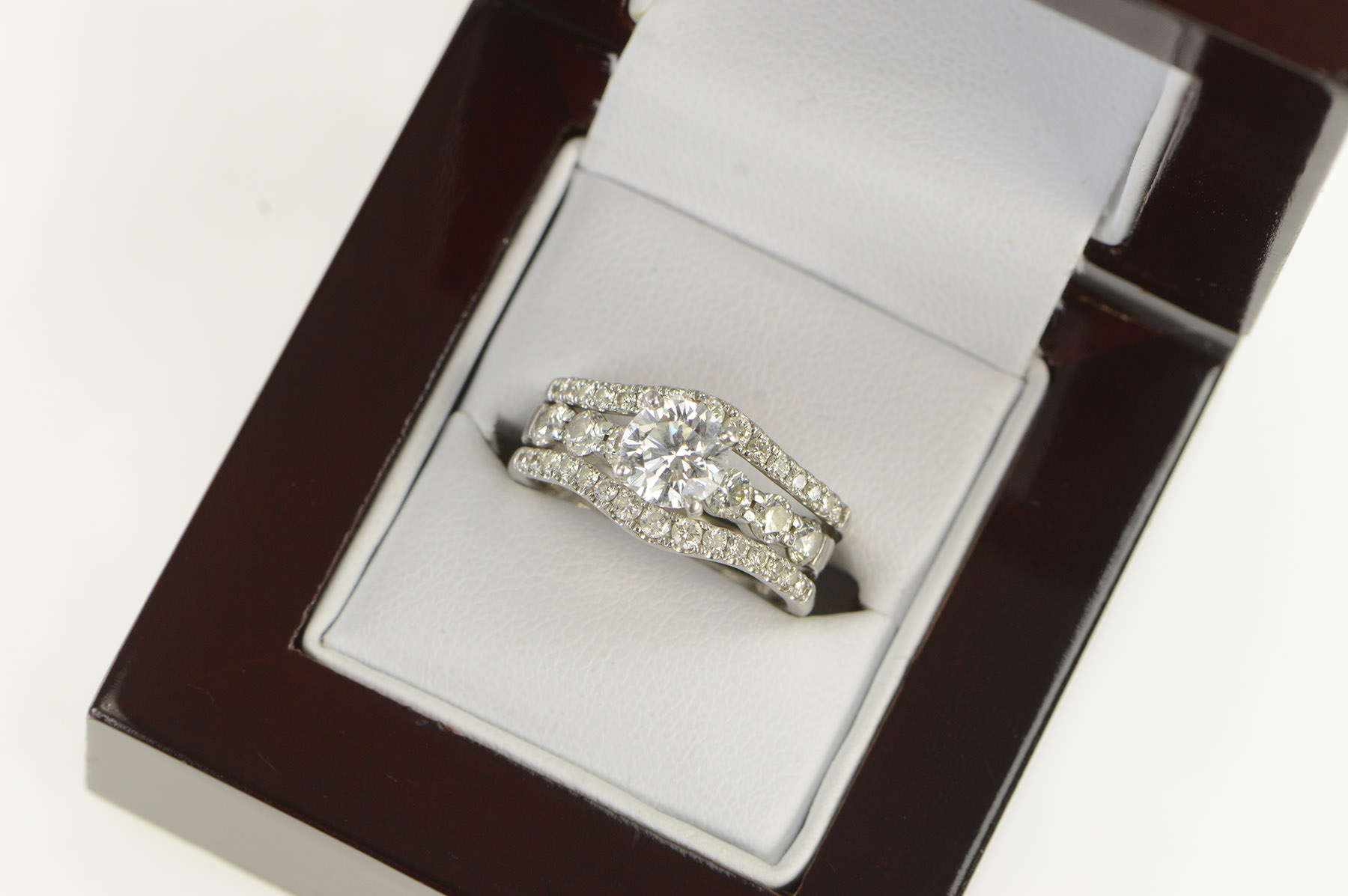 Platinum 2.30 Ctw Diamond Engagement Bridal Set Ring, Size 6