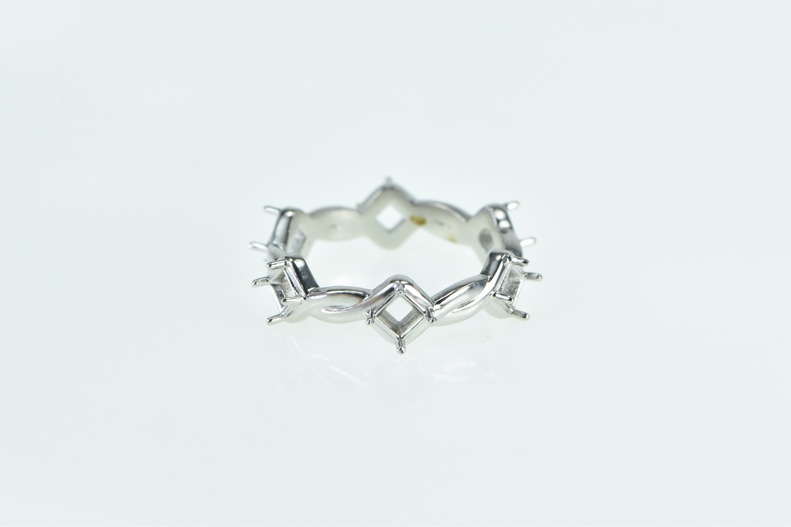 Platinum 6.3mm Twist Pattern Eternity Band Setting Ring, Size 9