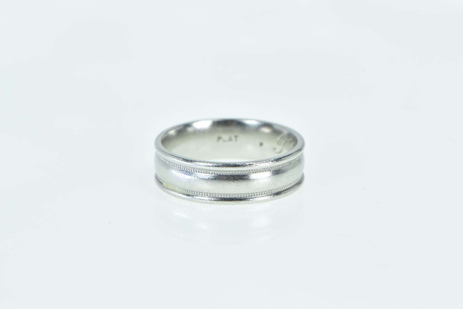 Platinum 6.5mm Vintage Classic Men's Wedding Band Ring, Size 9.75