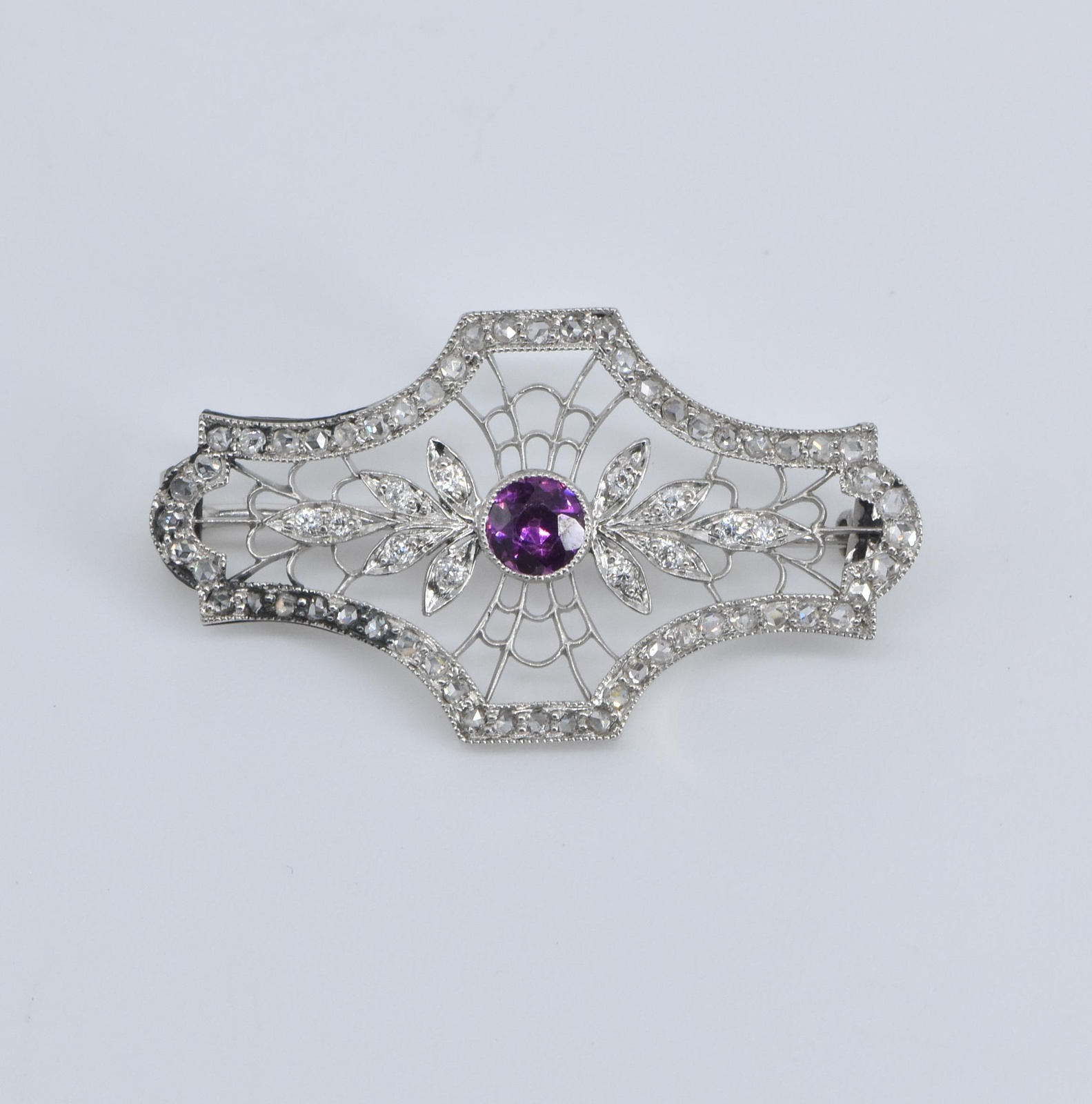 Platinum Garnet 0.70 Ctw Rose Natural Diamond Filigree Pin/Brooch