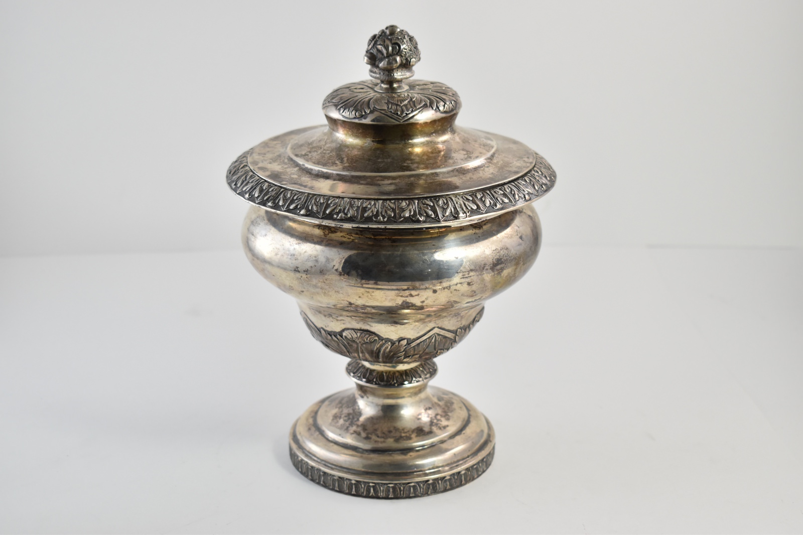 Sterling Silver Bailey & Kitchen Ornate Leaf Lidded Bowl
