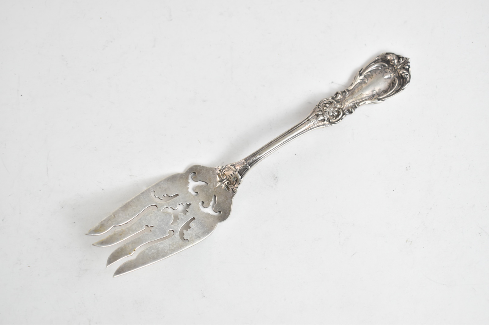 Sterling Silver Reed & Barton Burgundy Large Solid Cold Meat Serving Fork