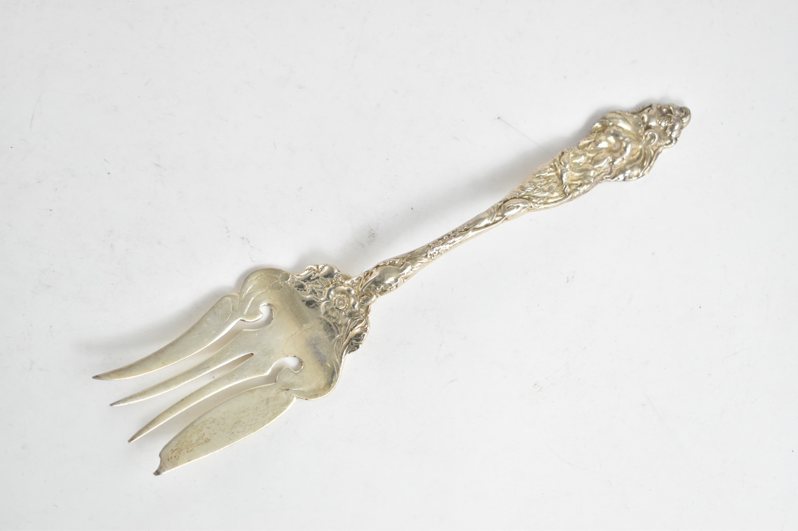 Sterling Silver Reed & Barton Les Six Fleurs Serving Fork