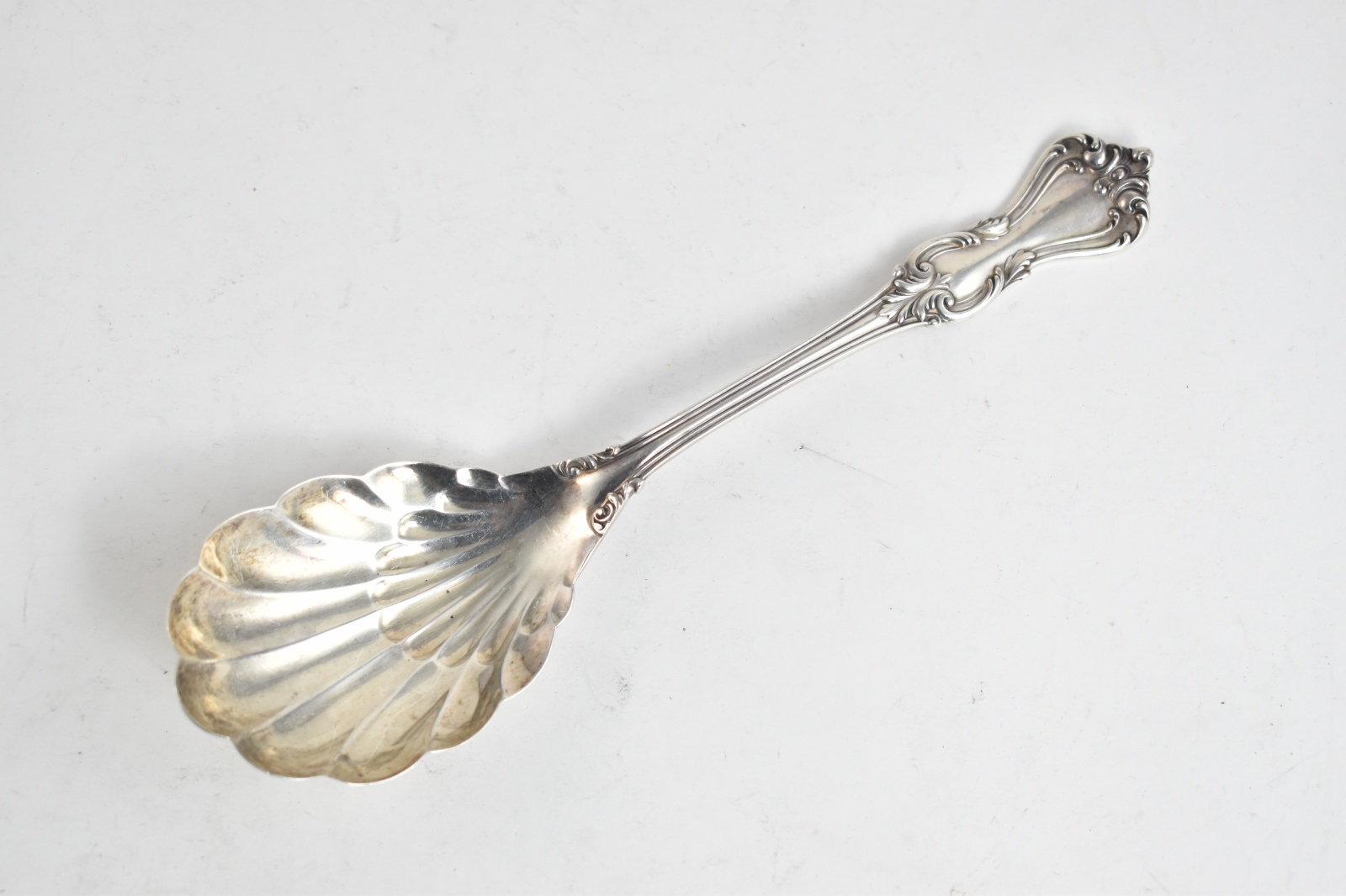 Sterling Silver Reed & Barton Marlborough Sugar Shell Spoon