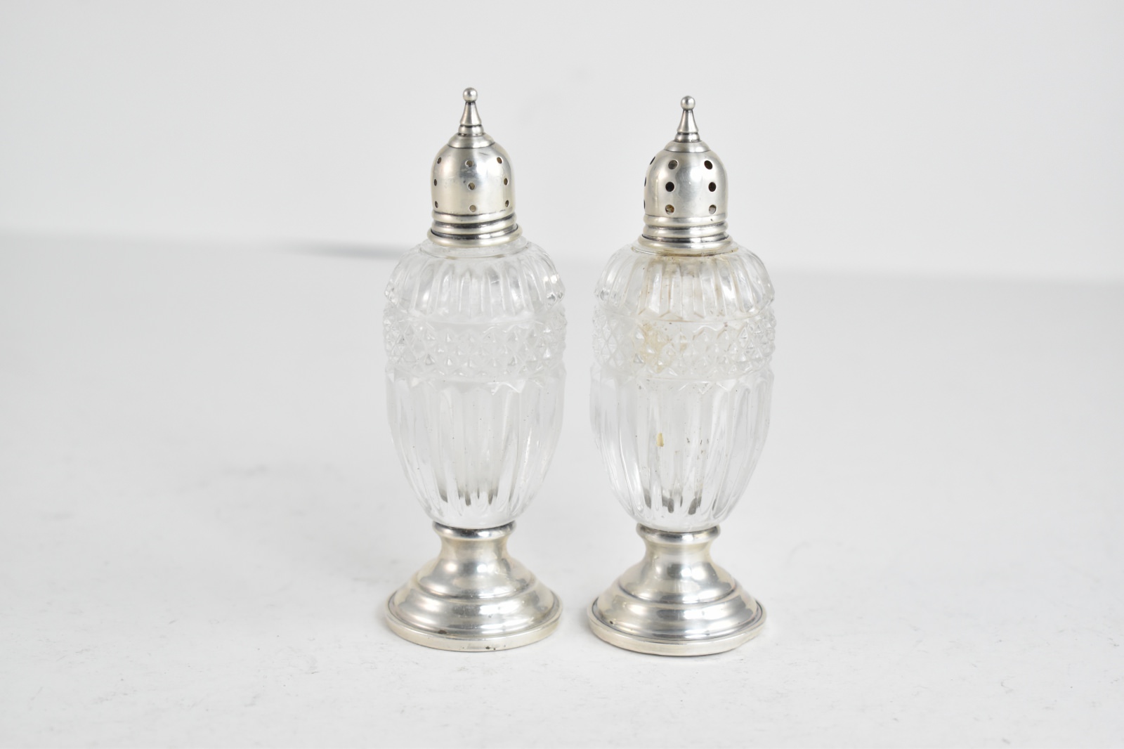 Sterling Silver Sheffield Co. Cut Crystal Salt & Pepper Shaker Set (2 pcs)