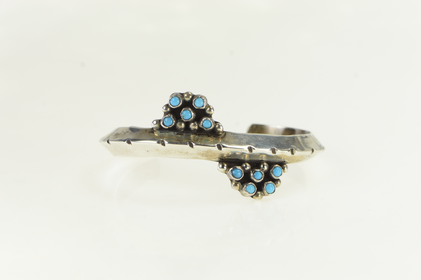 Sterling Silver Turquoise Triangle Cluster Vintage Cuff Bracelet 5.75"