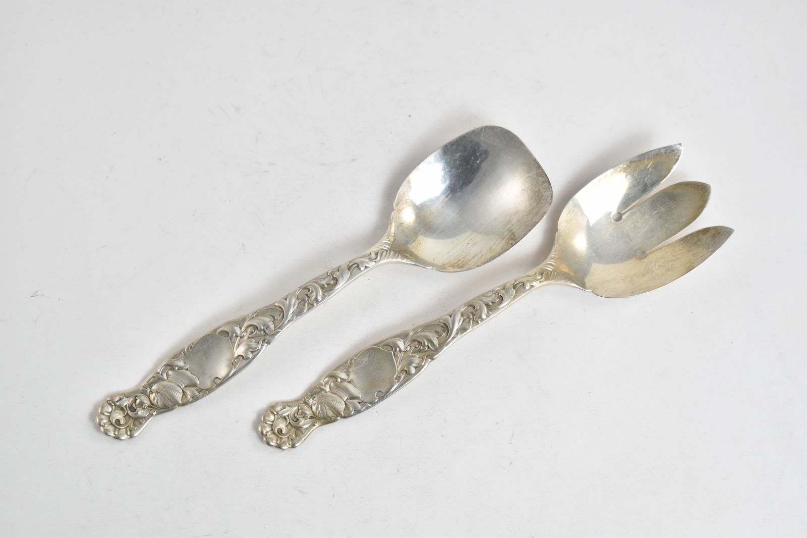 Sterling Silver Whiting & Co Heraldic Pattern Serving Set