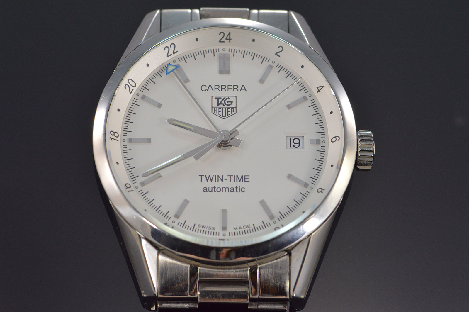 Carrera tag heuer twin time automatic clearance