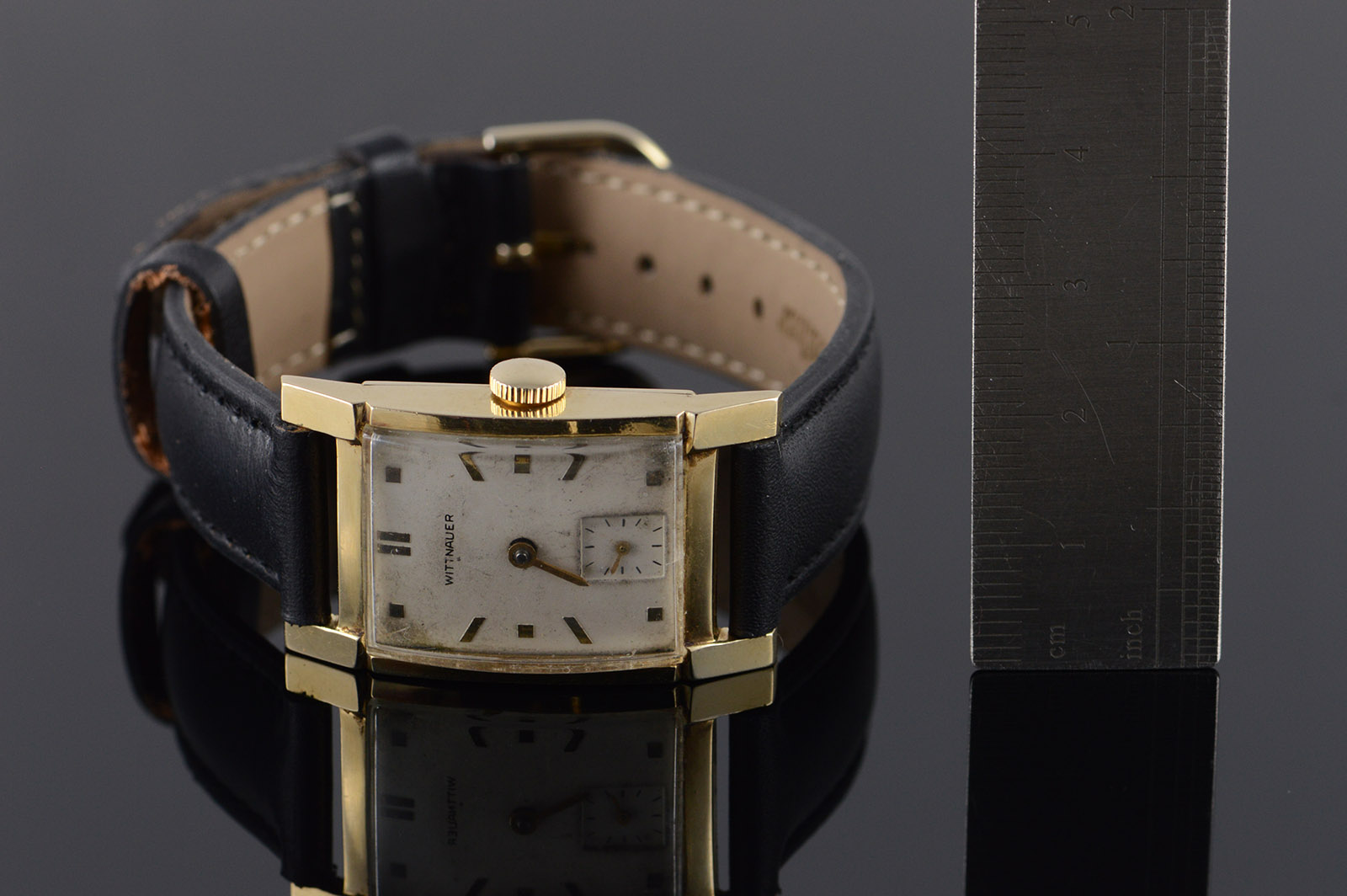 Vintage Wittnauer 17 Jewel Mechanical 22mm Tank Style Wristwatch Watch