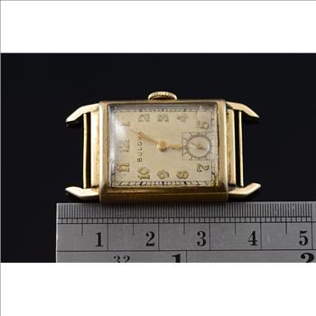 10 Gold Filled Vintage Bulova 32x22mm Square Mechanical Wrist Watch
