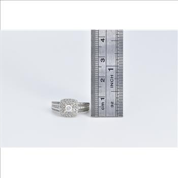 10K 0.50 Ctw Diamond Halo Vintage Engagement White Gold Ring, Size 5