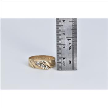 10K Classic Diamond Striped Wedding Band Yellow Gold Ring, Size 10.75