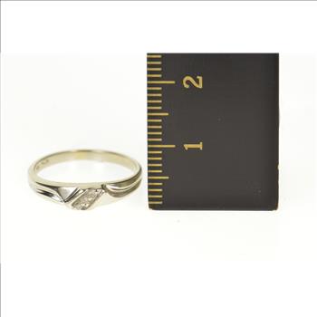 10K Classic Simple Diamond Inset Wedding Band White Gold Ring, Size 5