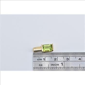 10K Emerald Cut Peridot Vintage Solitaire Statement Yellow Gold Pendant