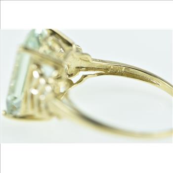 10K Emerald Cut Quartz Solitaire Statement Yellow Gold Ring, Size 11