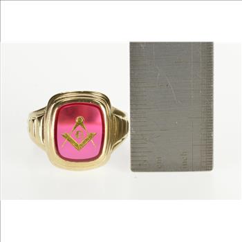 10K Masonic Carved Symbol Syn. Ruby Men's Yellow Gold Ring, Size 11