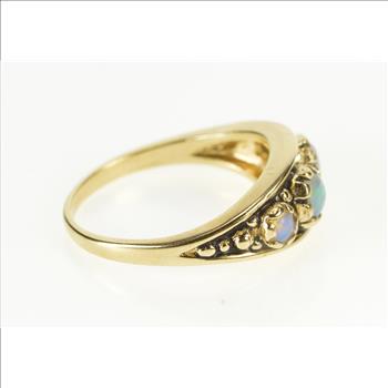 10K Ornate Graduated Opal Inset Wedding Band Yellow Gold Ring, Size 5.5