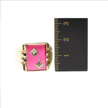 10K Retro Men's Syn Ruby Masonic Emblem Squared Yellow Gold Ring, Size 12.25