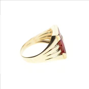 10K Retro Men's Syn Ruby Masonic Emblem Squared Yellow Gold Ring, Size 12.25