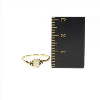 10K Retro Syn. Green Star Sapphire Classic Yellow Gold Ring, Size 5