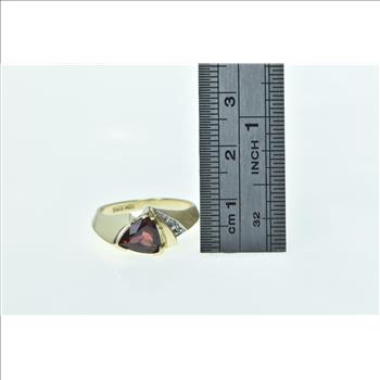 10K Trillion Garnet Diamond Accent Vintage Yellow Gold Ring, Size 7