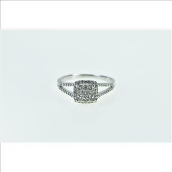 10K Vintage Diamond Cluster Halo Engagement White Gold Ring, Size 6.75