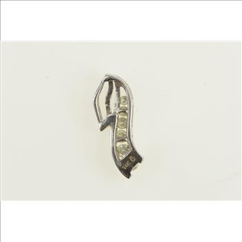 14K 0.25 Ctw Diamond Graduated Wavy White Gold Pendant