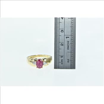 14K 0.90 Ctw Natural Ruby Diamond Engagement Yellow Gold Ring, Size 7.25