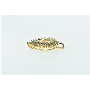 14K 0.95 Ctw Diamond Cluster Heart Love Symbol Yellow Gold Pendant