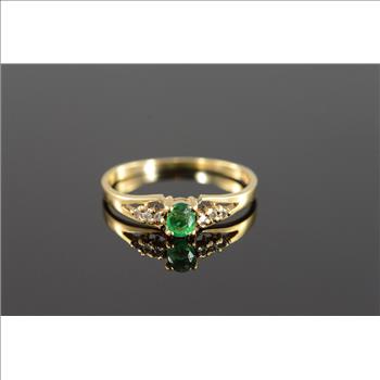 14K 1.5g 0.30 CTW Emerald Diamond Yellow Gold Ring, Size 6.5